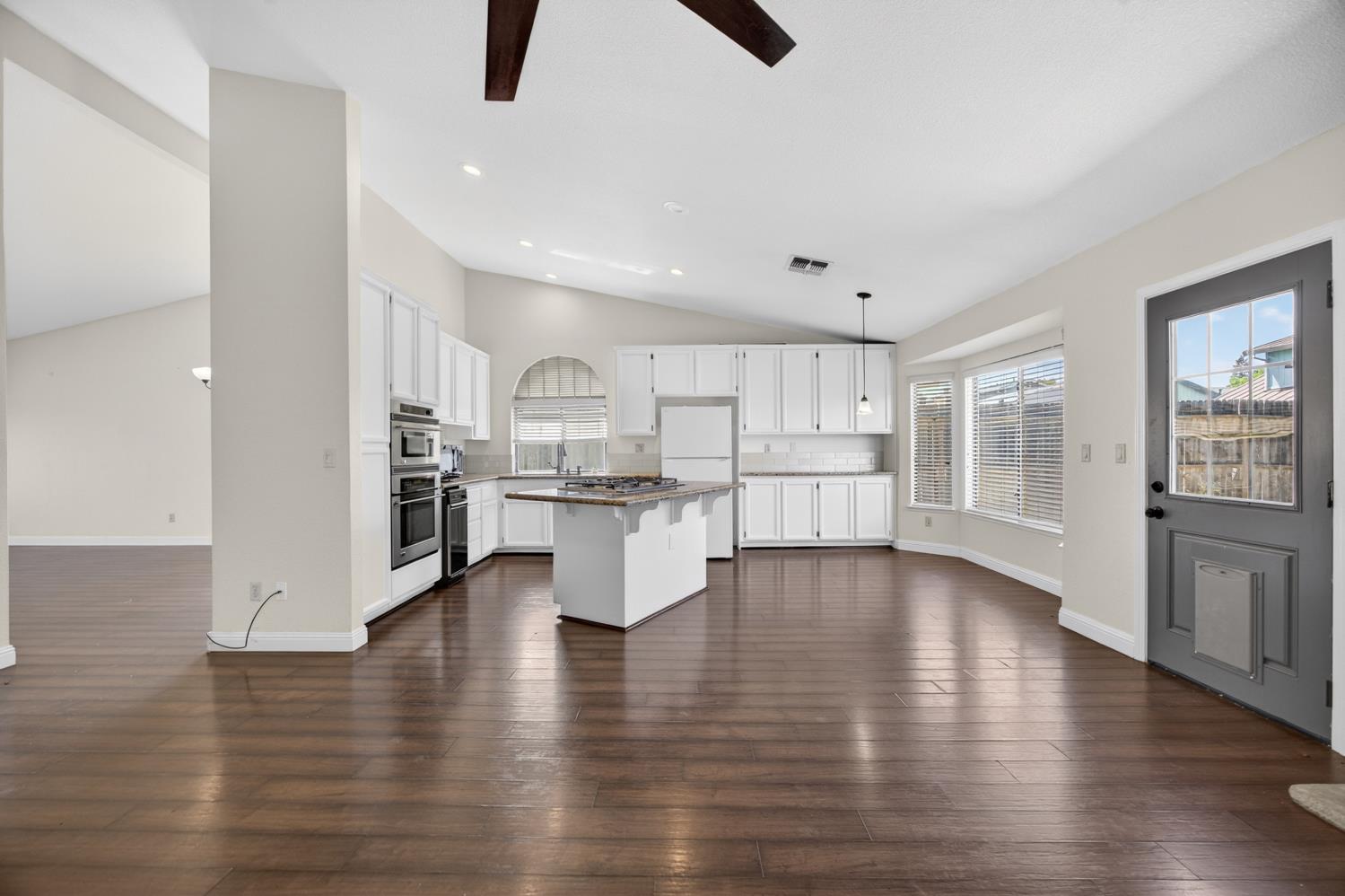 5119 Stoneglen Way