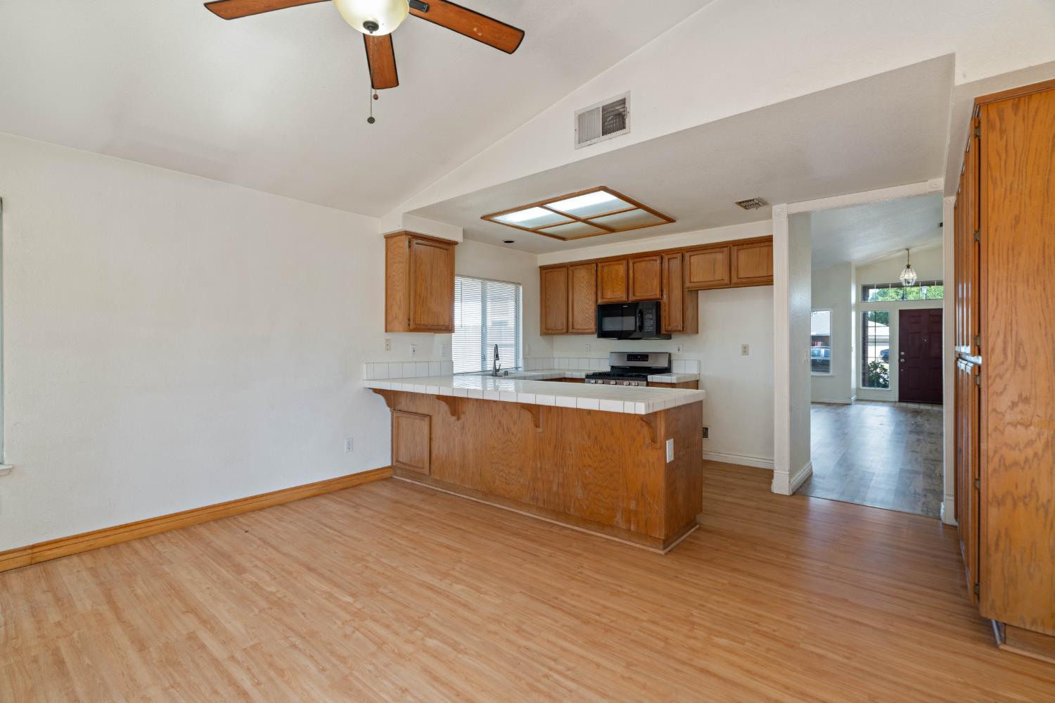 6427 Canyon Creek Way
