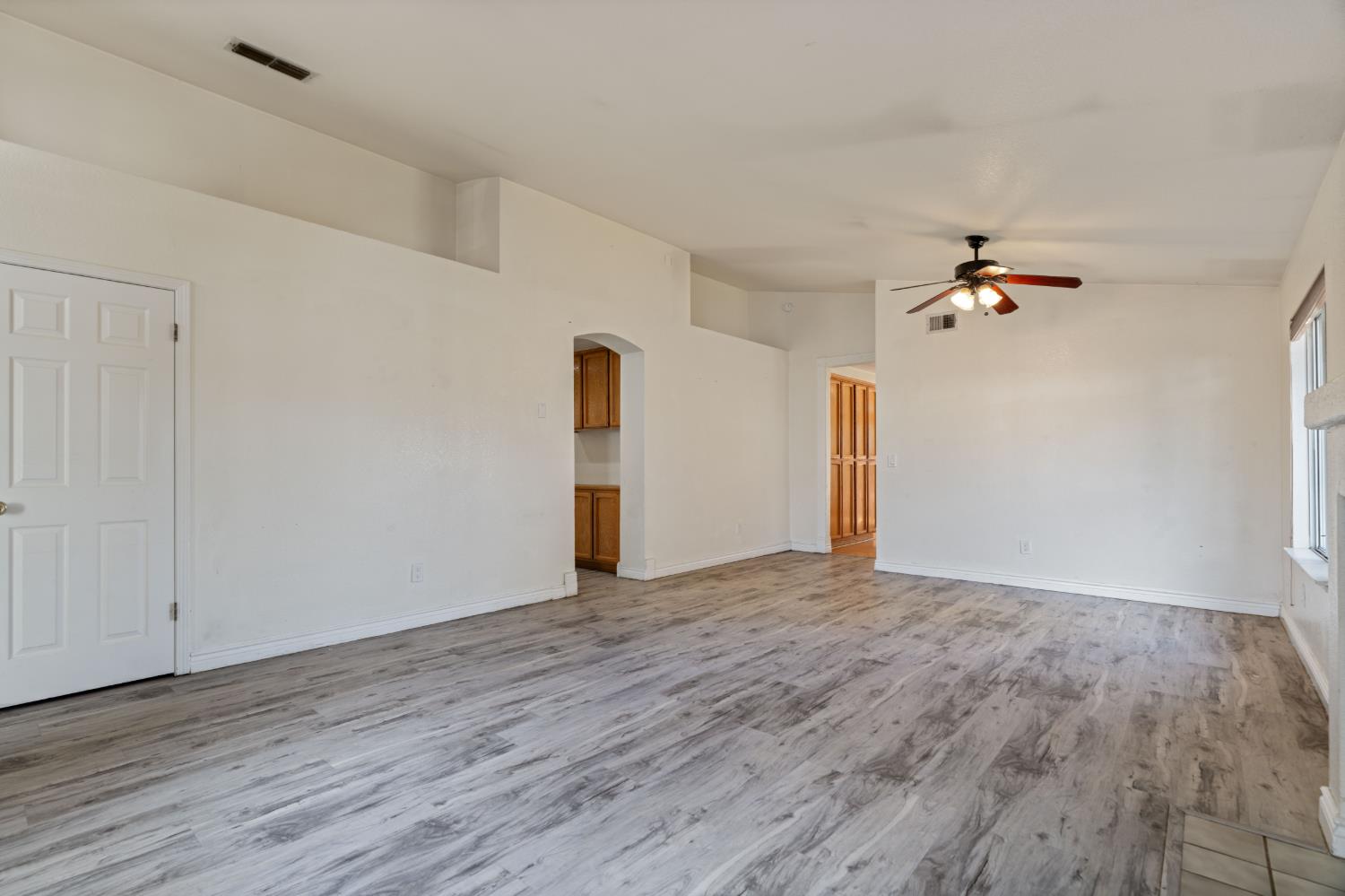 6427 Canyon Creek Way