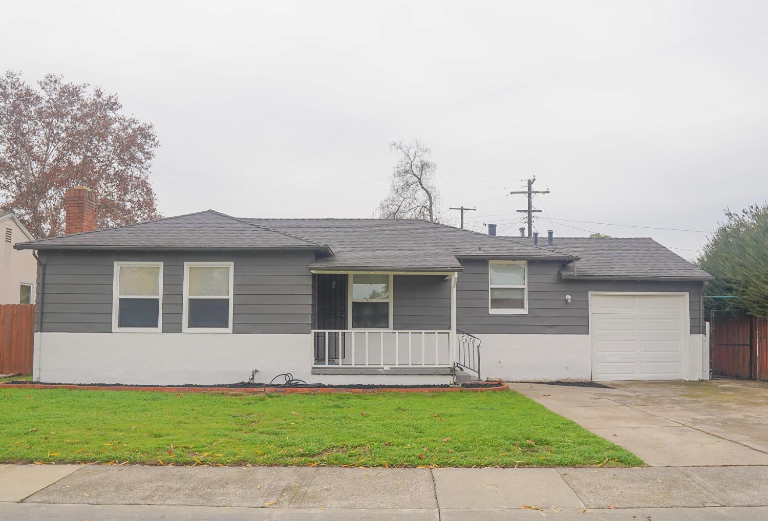 5650 Velma Way