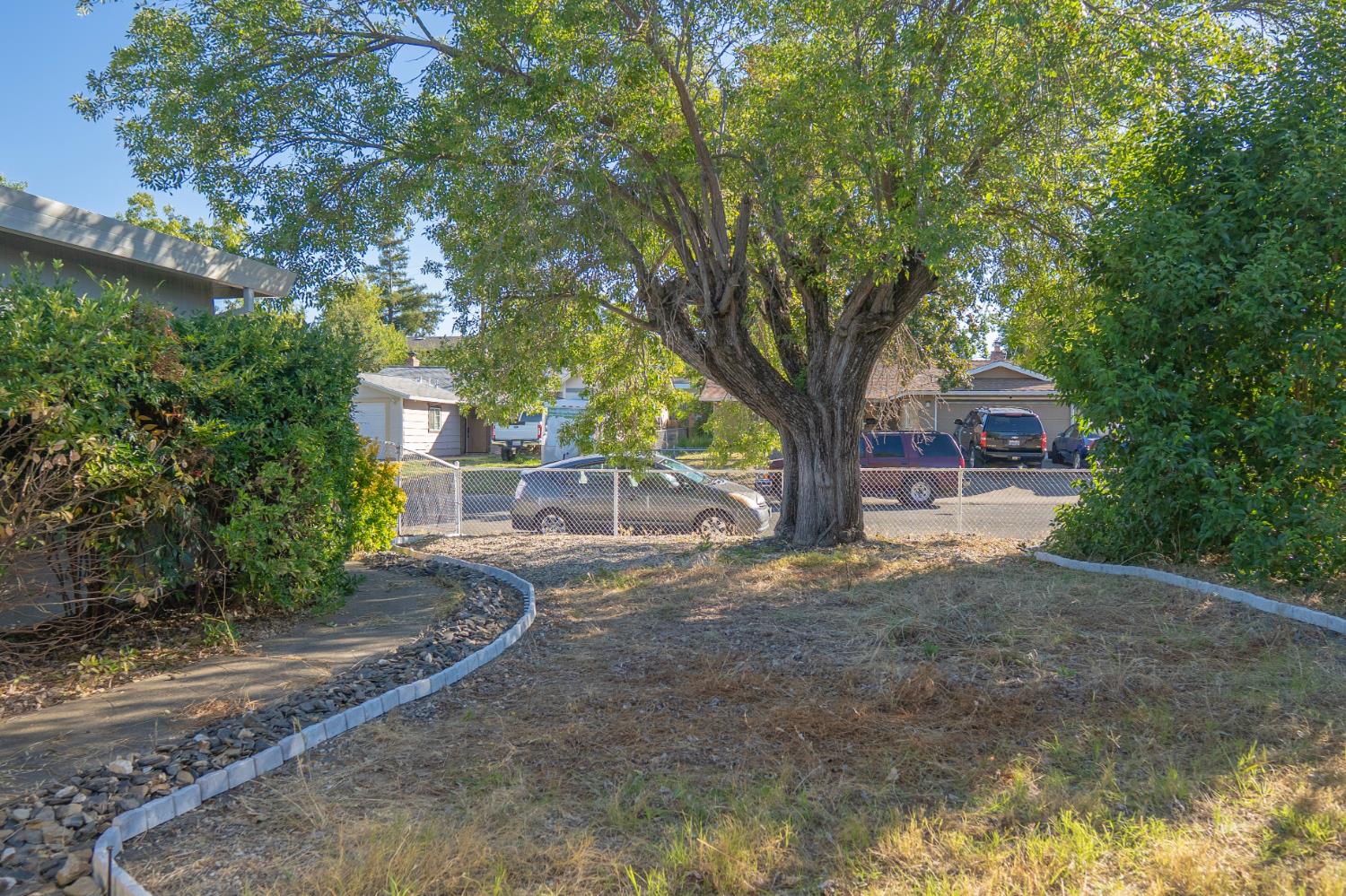 5940 Green Glen Way