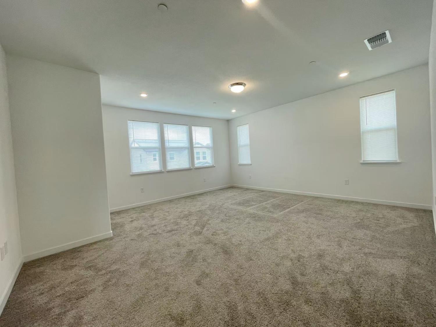 8770 Marygold Way