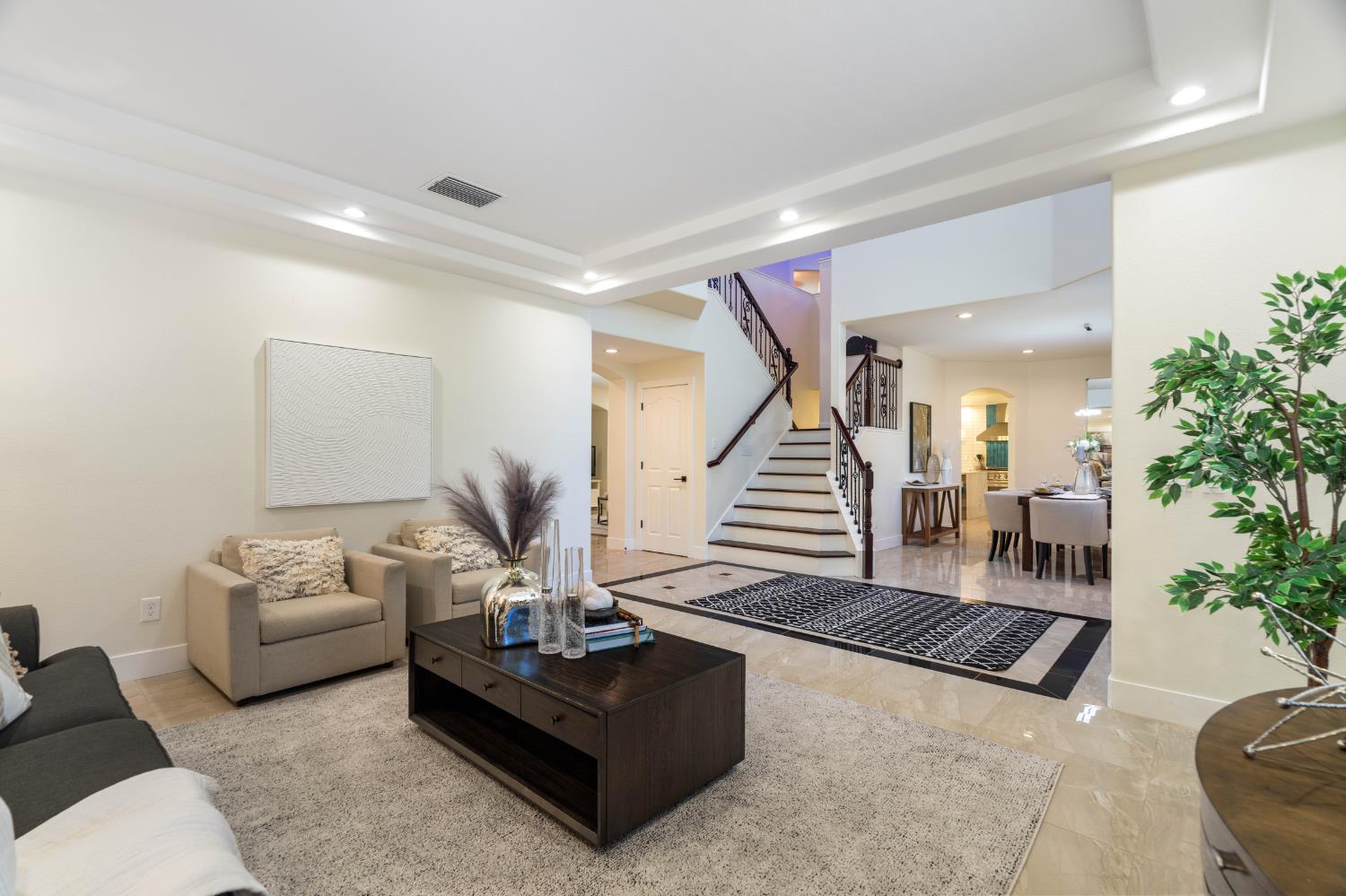 3240 Hopscotch Way