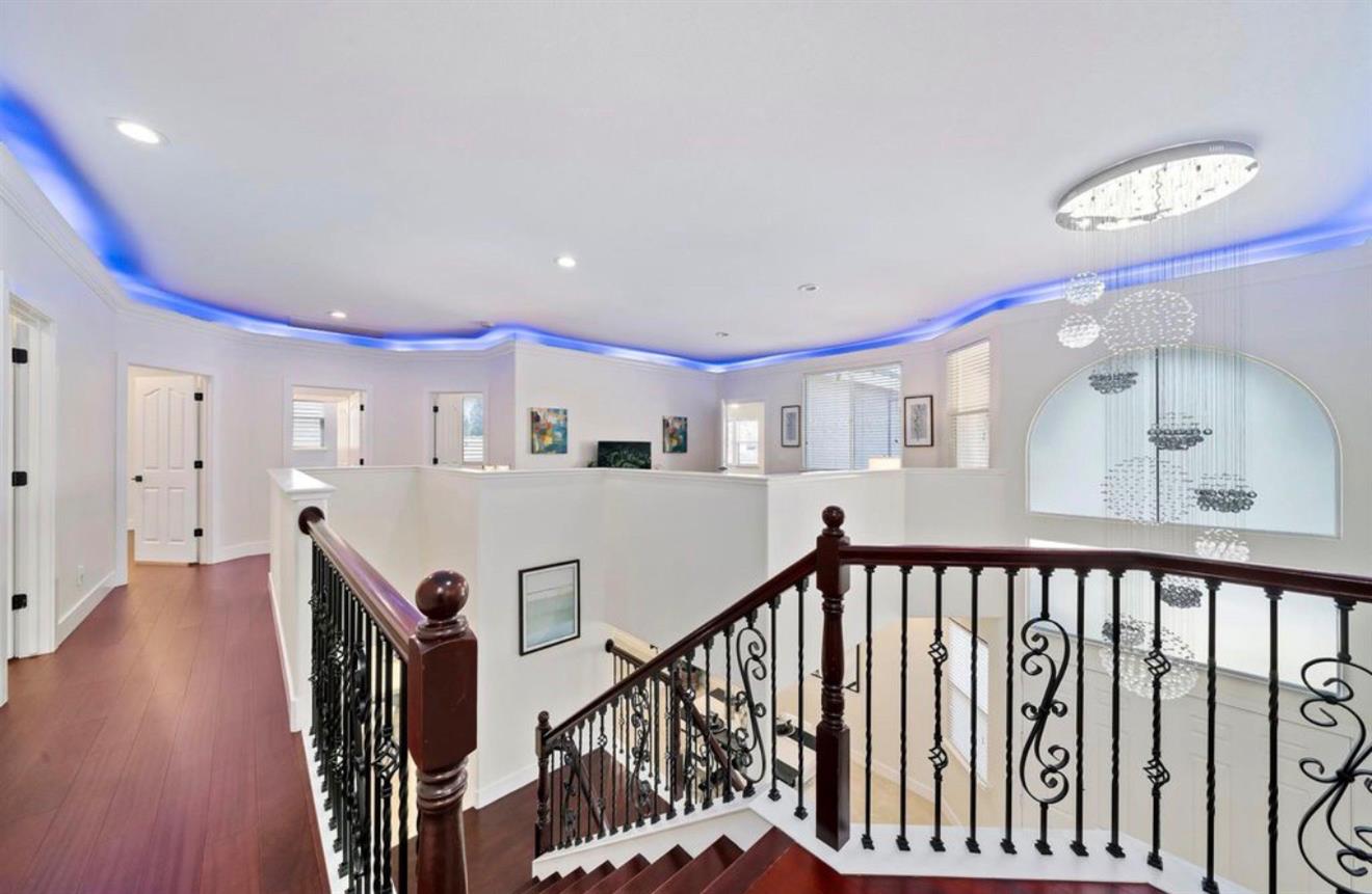 3240 Hopscotch Way