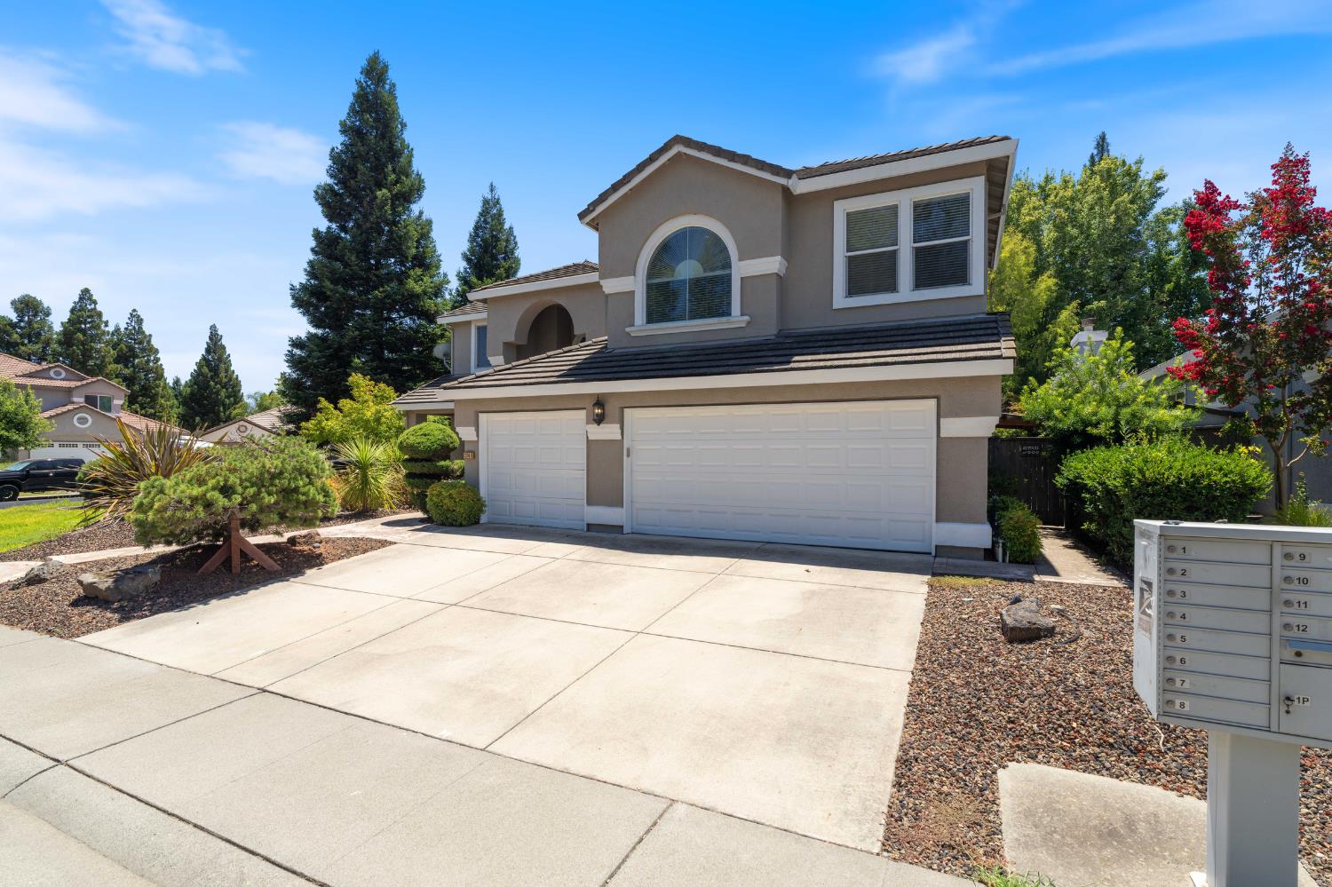 3240 Hopscotch Way