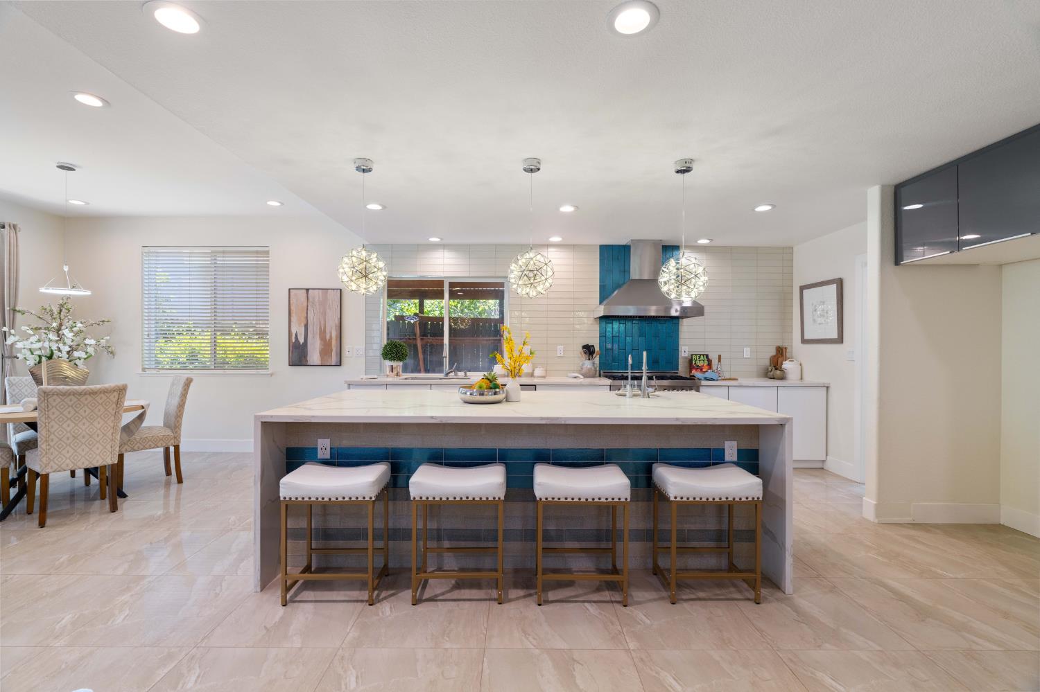 3240 Hopscotch Way