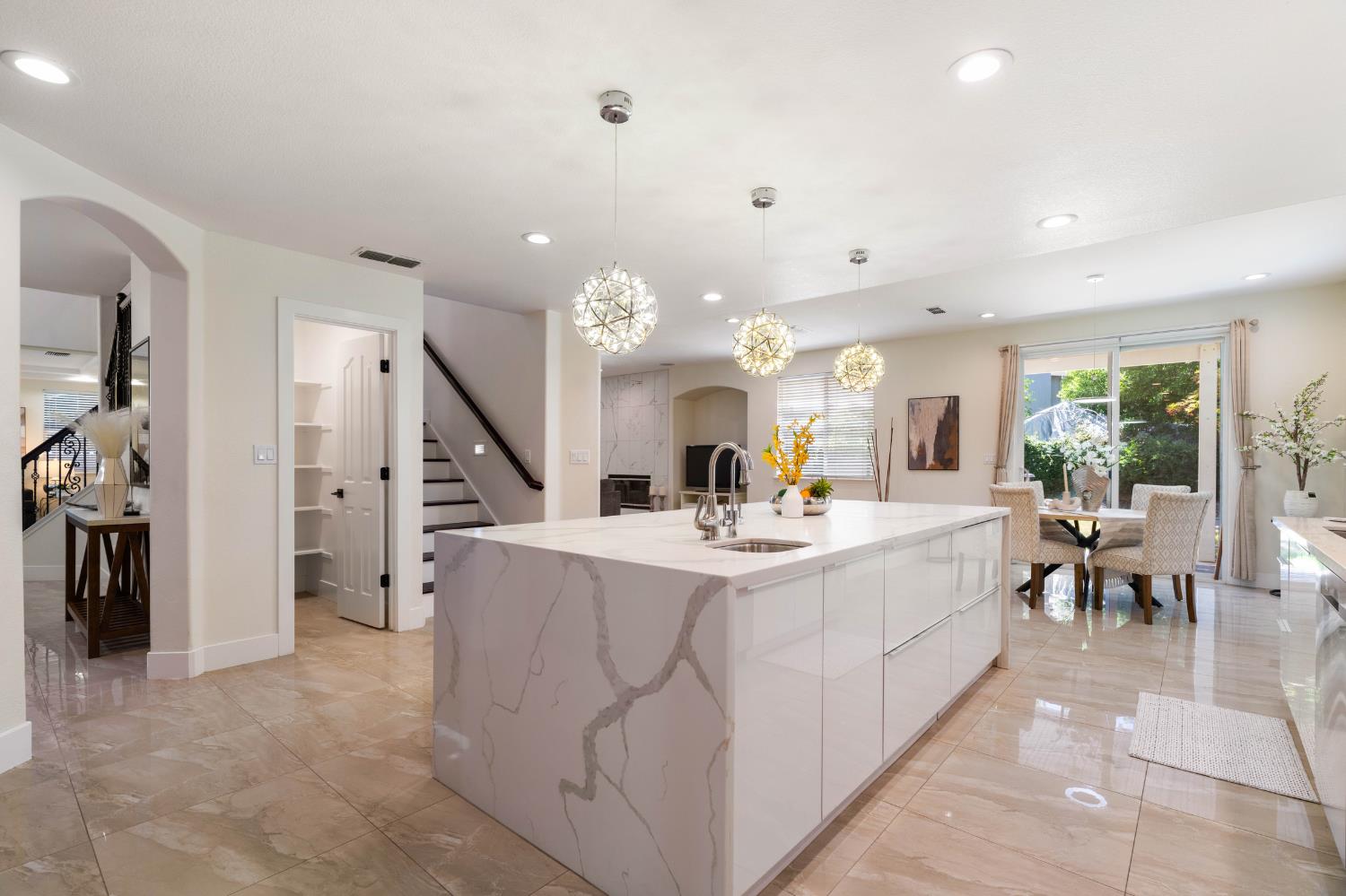 3240 Hopscotch Way