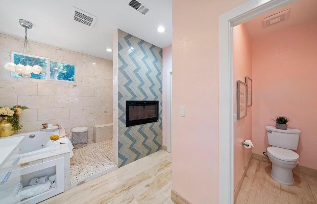 3240 Hopscotch Way
