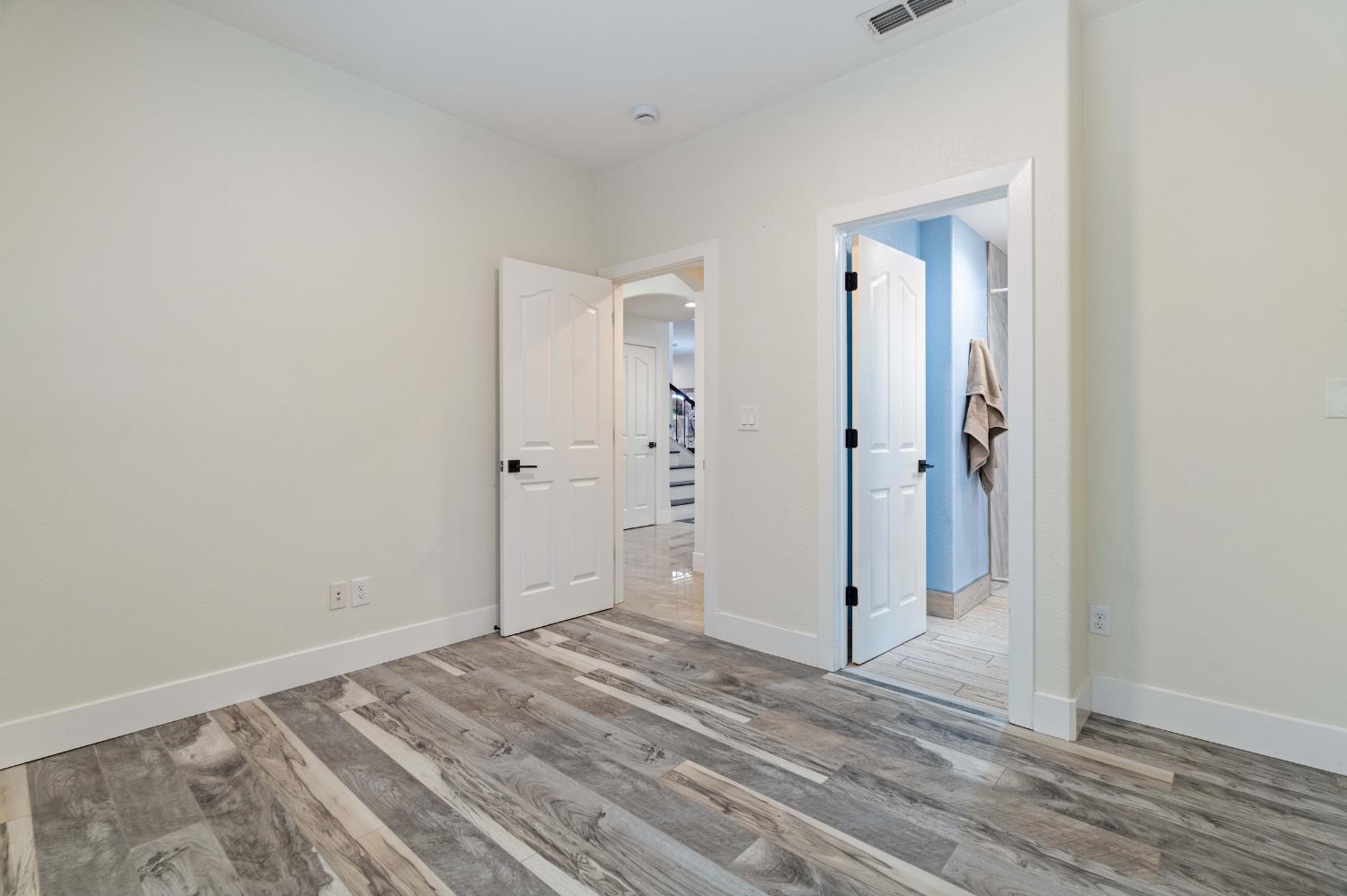 3240 Hopscotch Way
