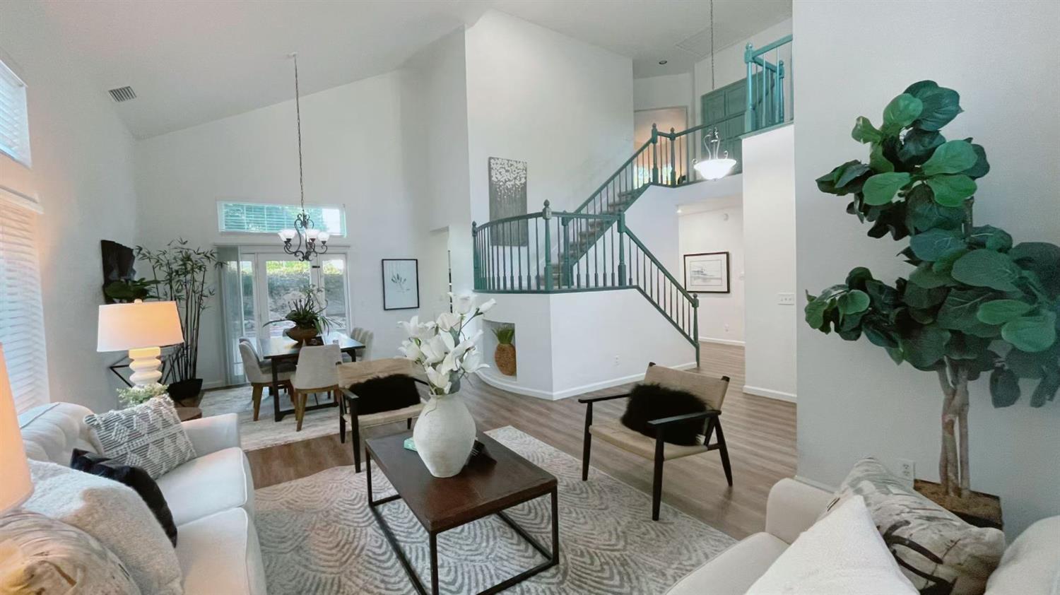 112 Elkins Circle