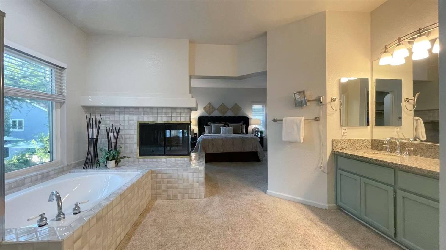 112 Elkins Circle