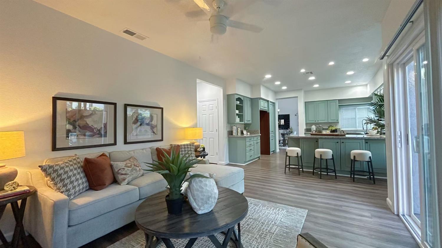 112 Elkins Circle