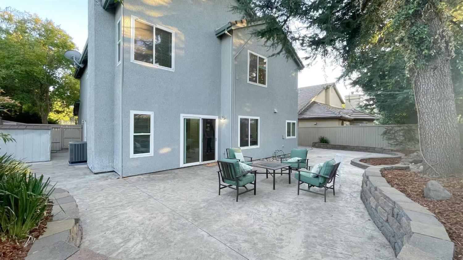 112 Elkins Circle
