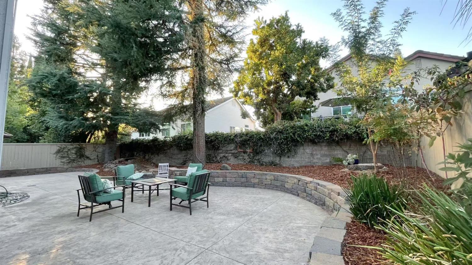 112 Elkins Circle