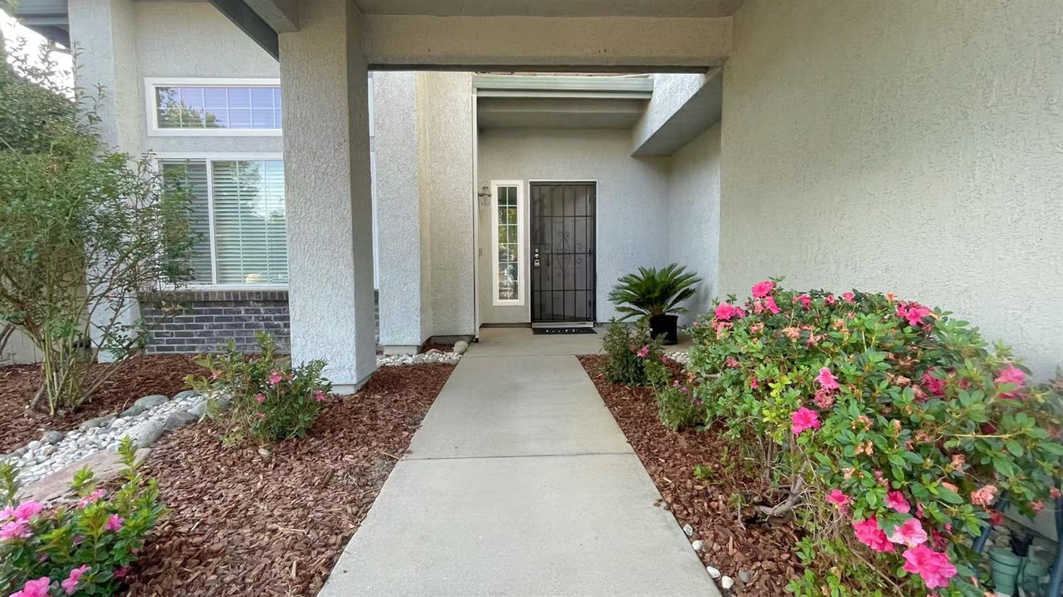 112 Elkins Circle