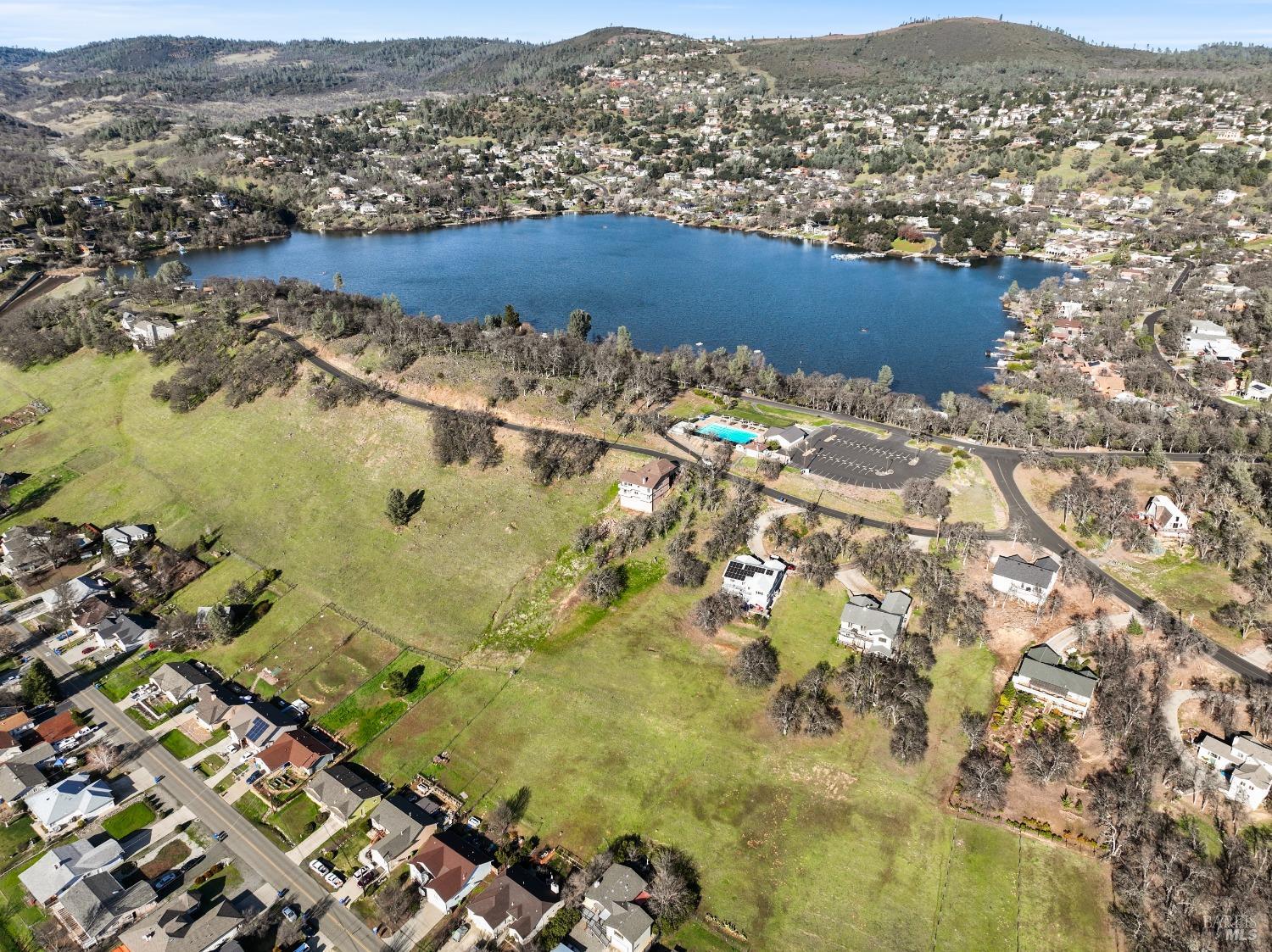 18699 Lakeridge Circle