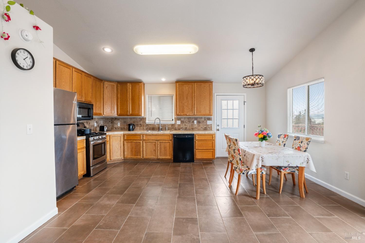 4124 Foothill Drive