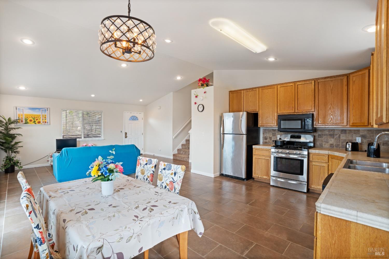 4124 Foothill Drive