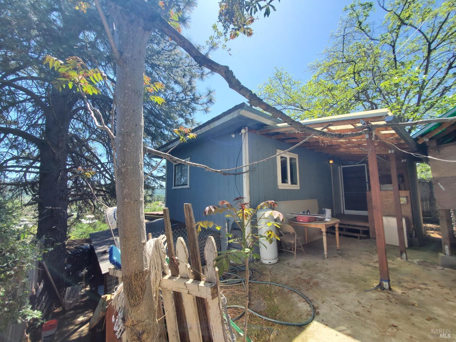 12830 Lakeview Drive