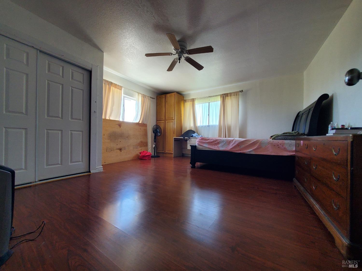 12830 Lakeview Drive