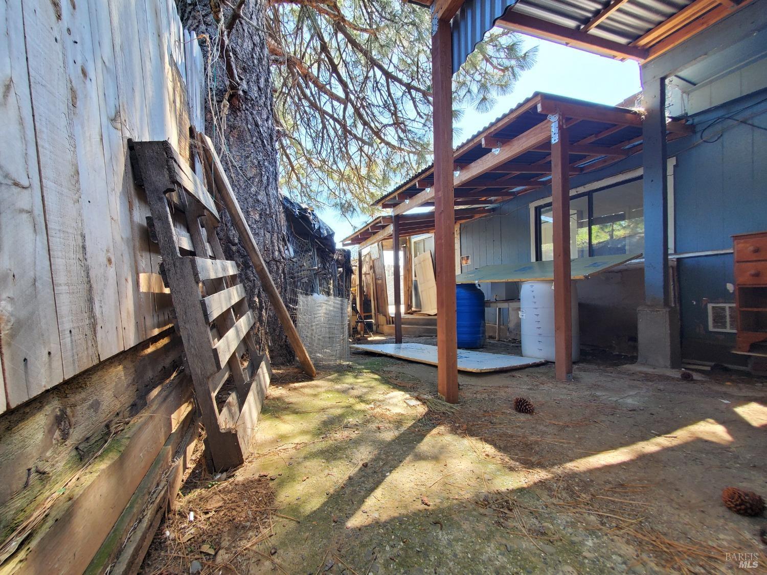 12830 Lakeview Drive