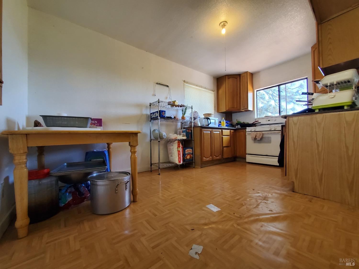 12830 Lakeview Drive