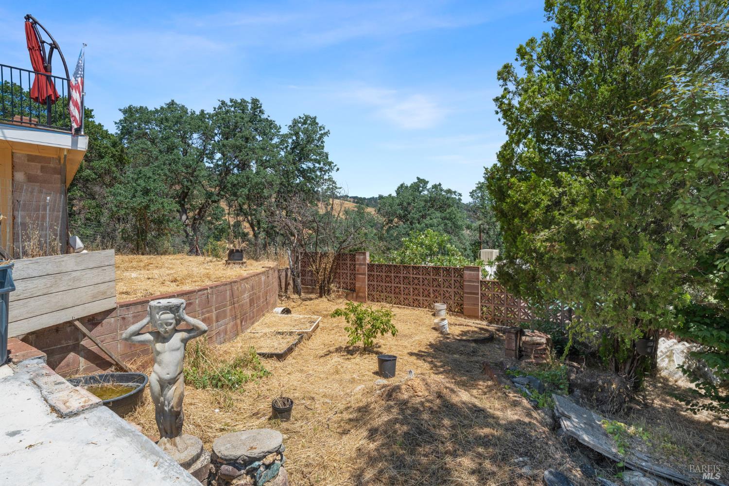 12330 Lakeview Drive
