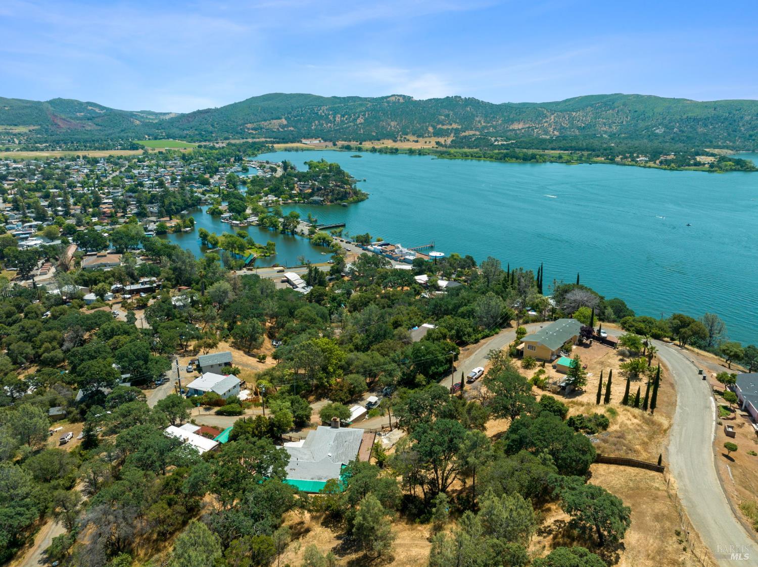 12330 Lakeview Drive