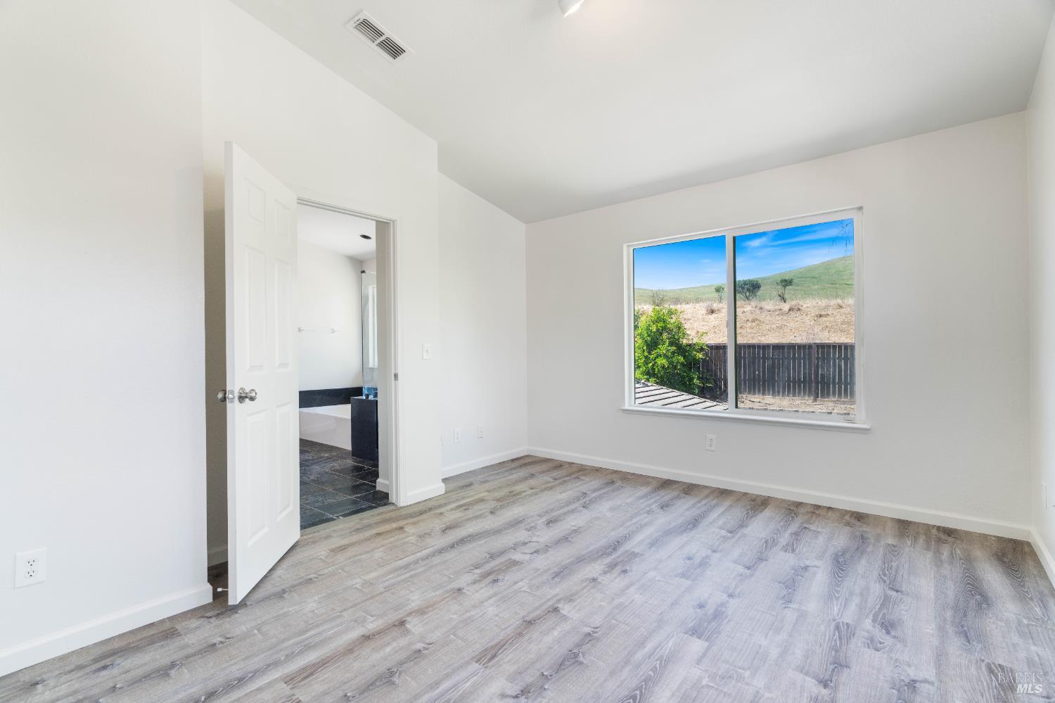 2266 Palmer Circle