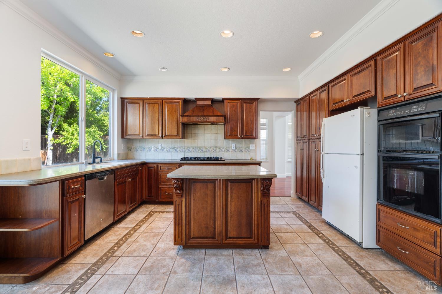 2266 Palmer Circle
