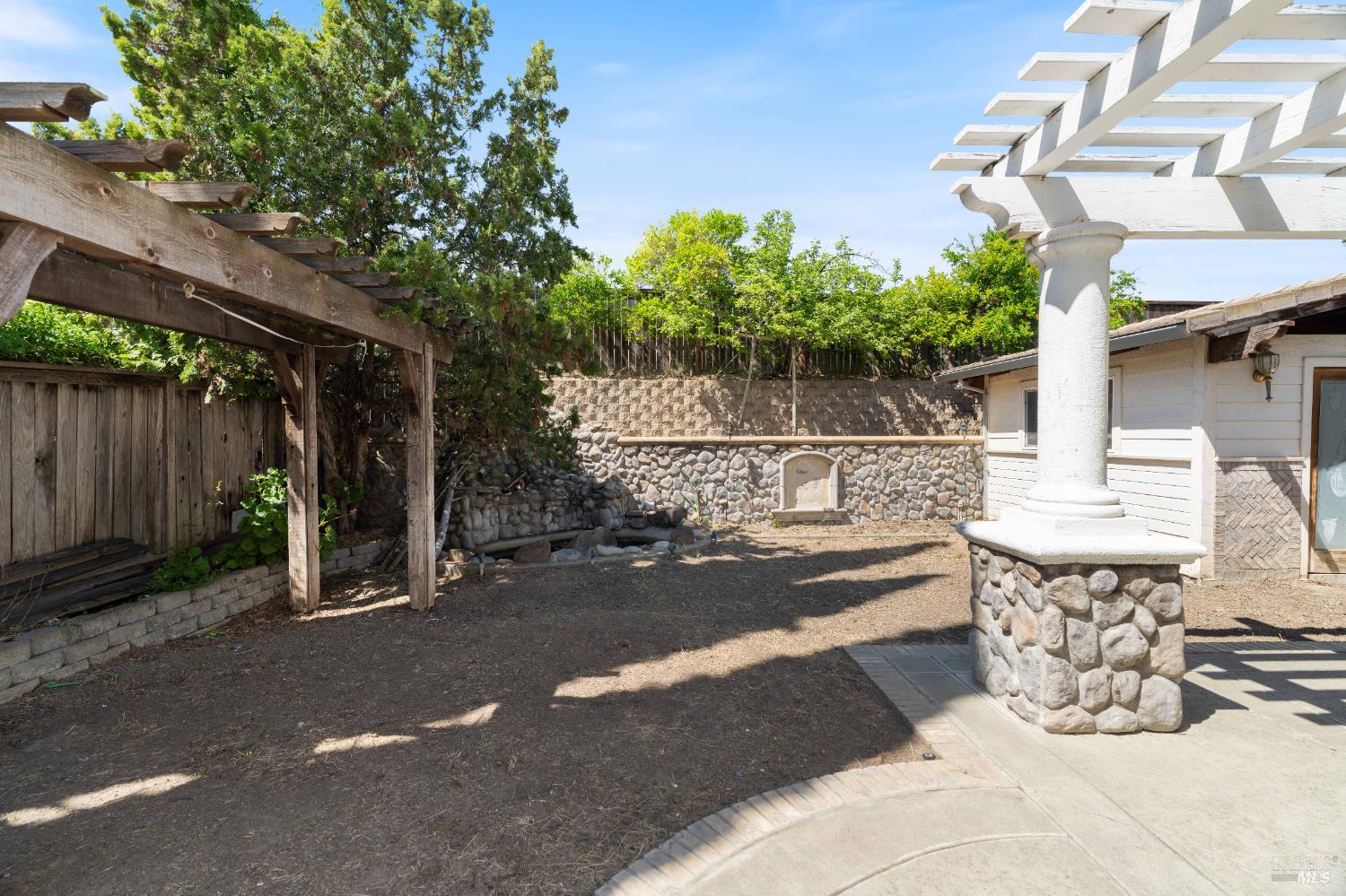 2266 Palmer Circle