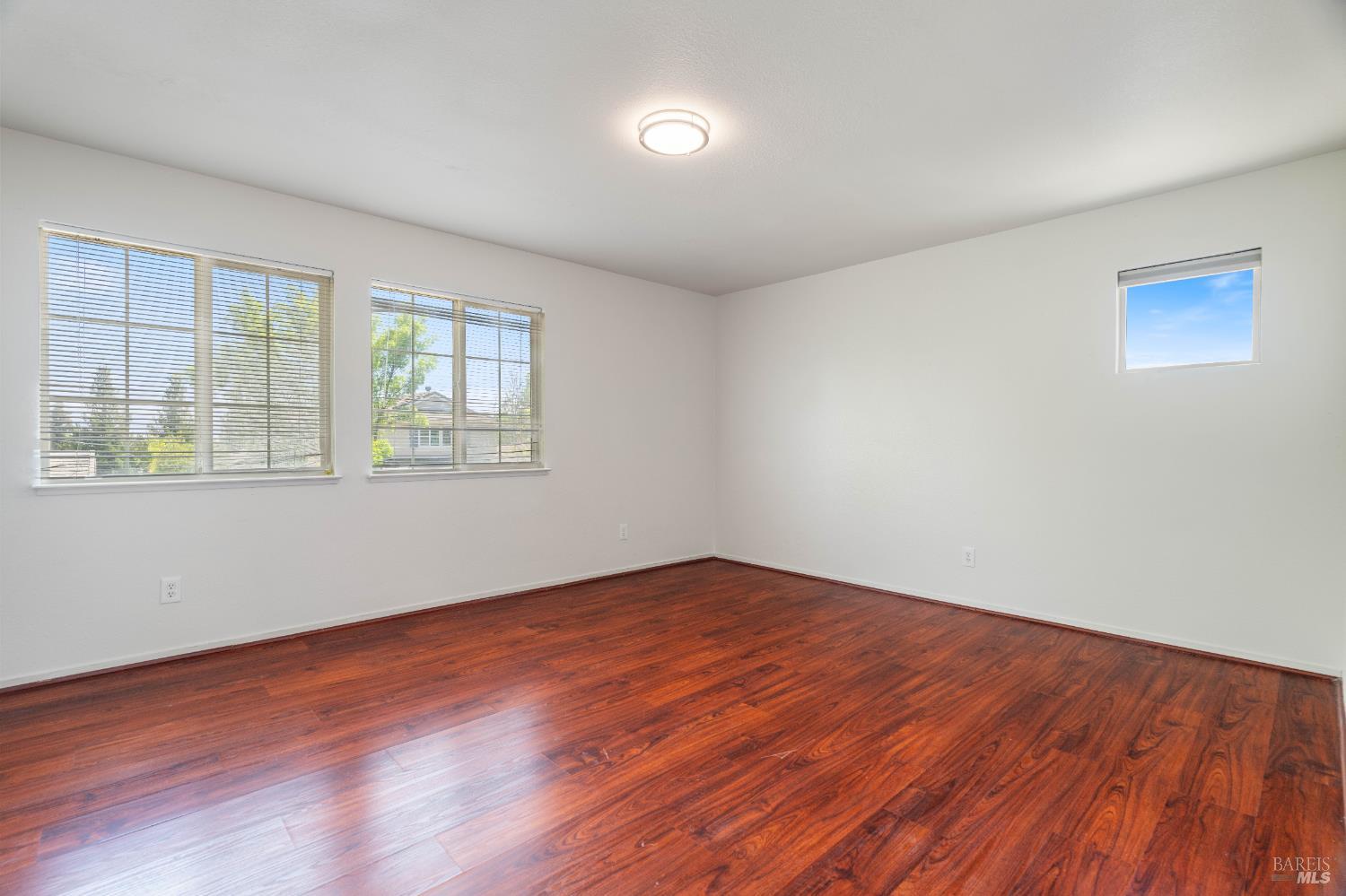 2266 Palmer Circle