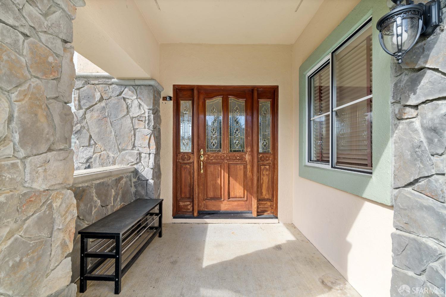 17 Lakewood Circle