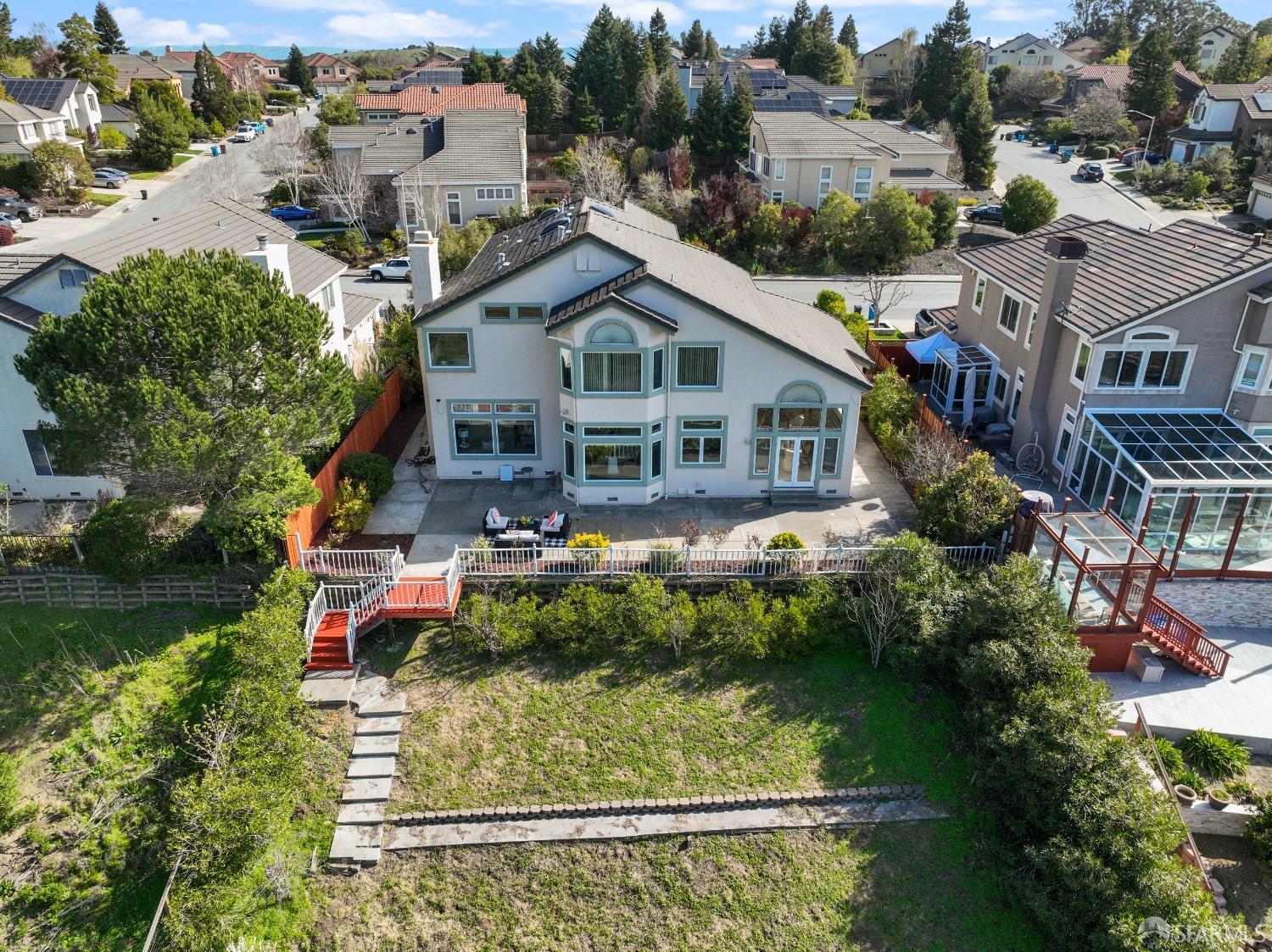17 Lakewood Circle
