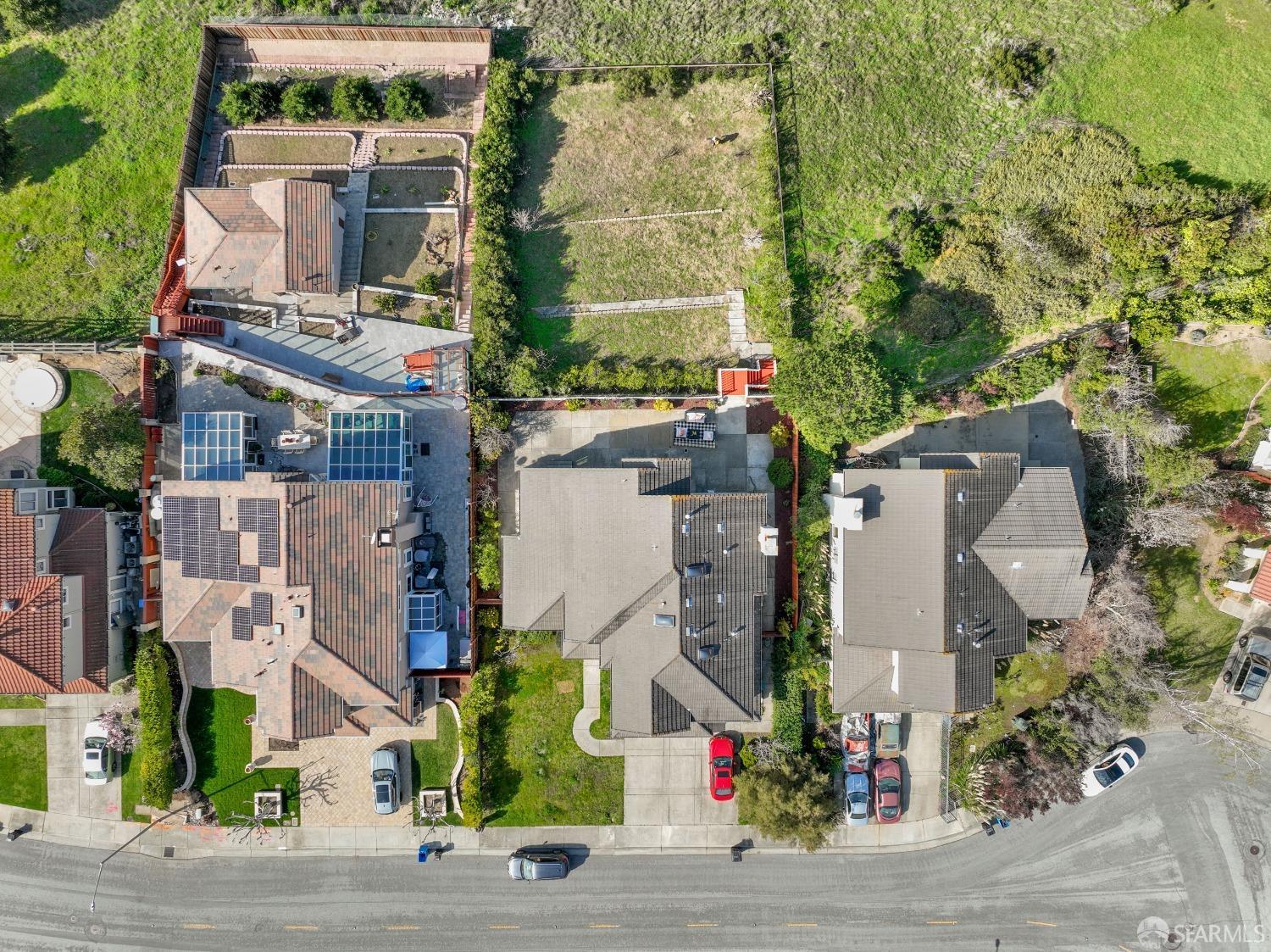 17 Lakewood Circle