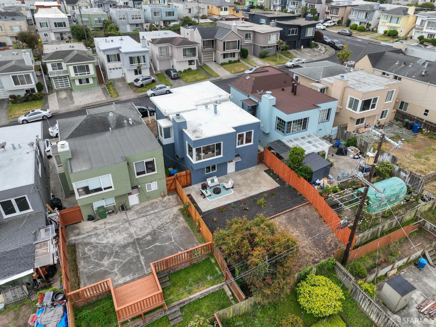 80 crestline Avenue