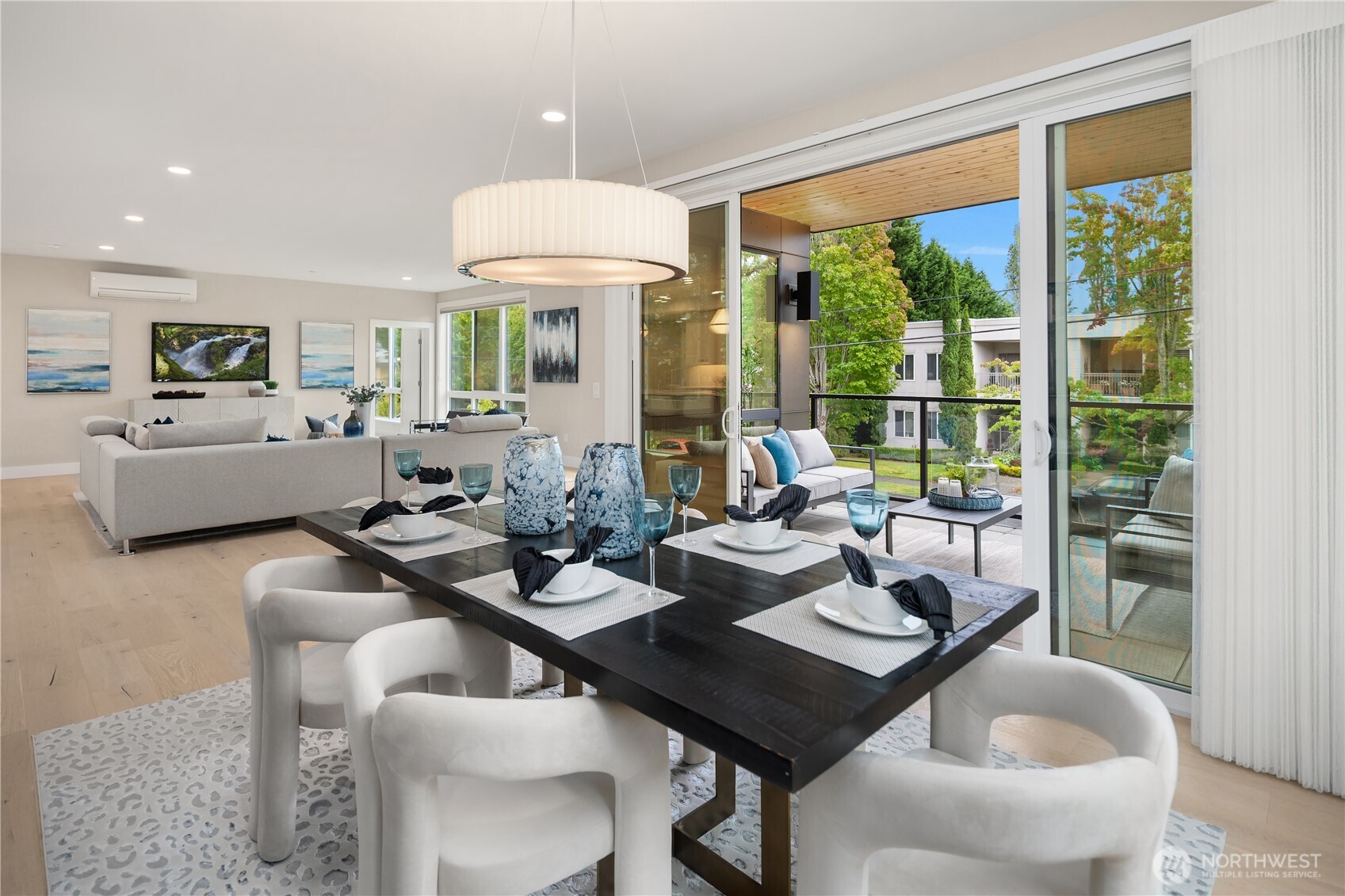 317 5th Avenue Unit: 103