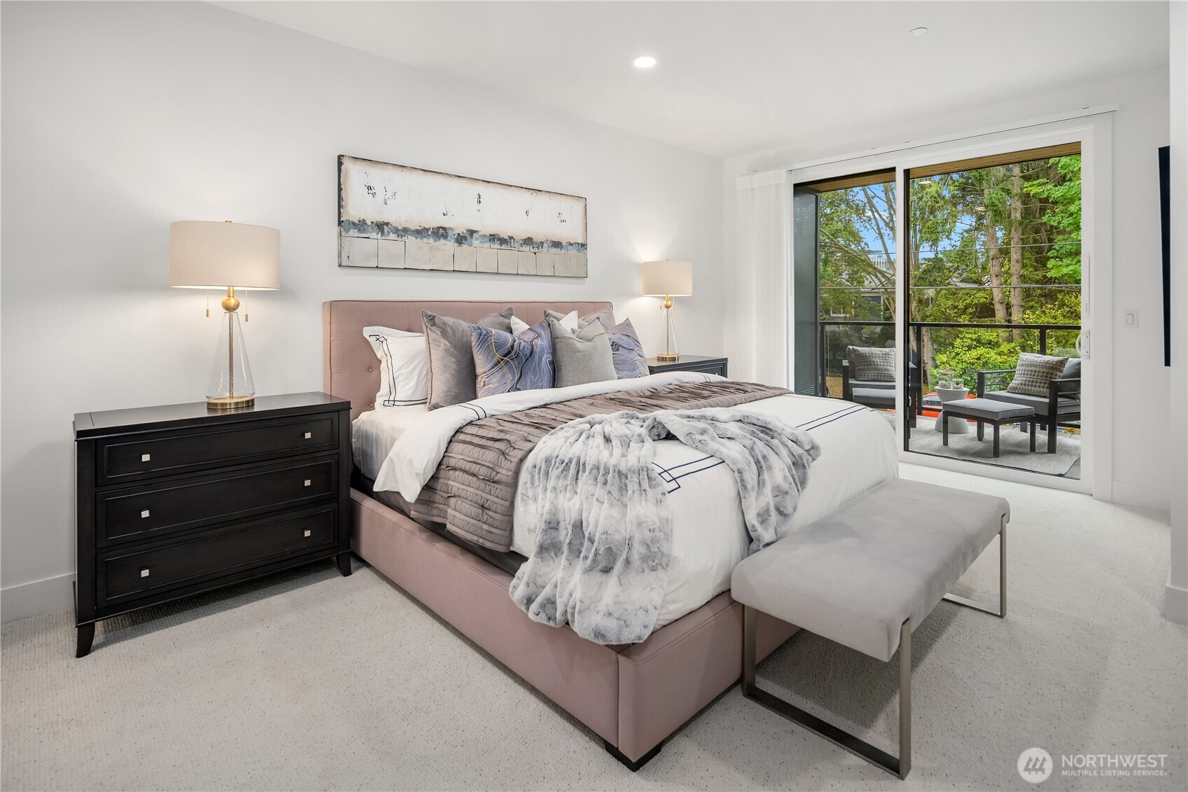 317 5th Avenue Unit: 103