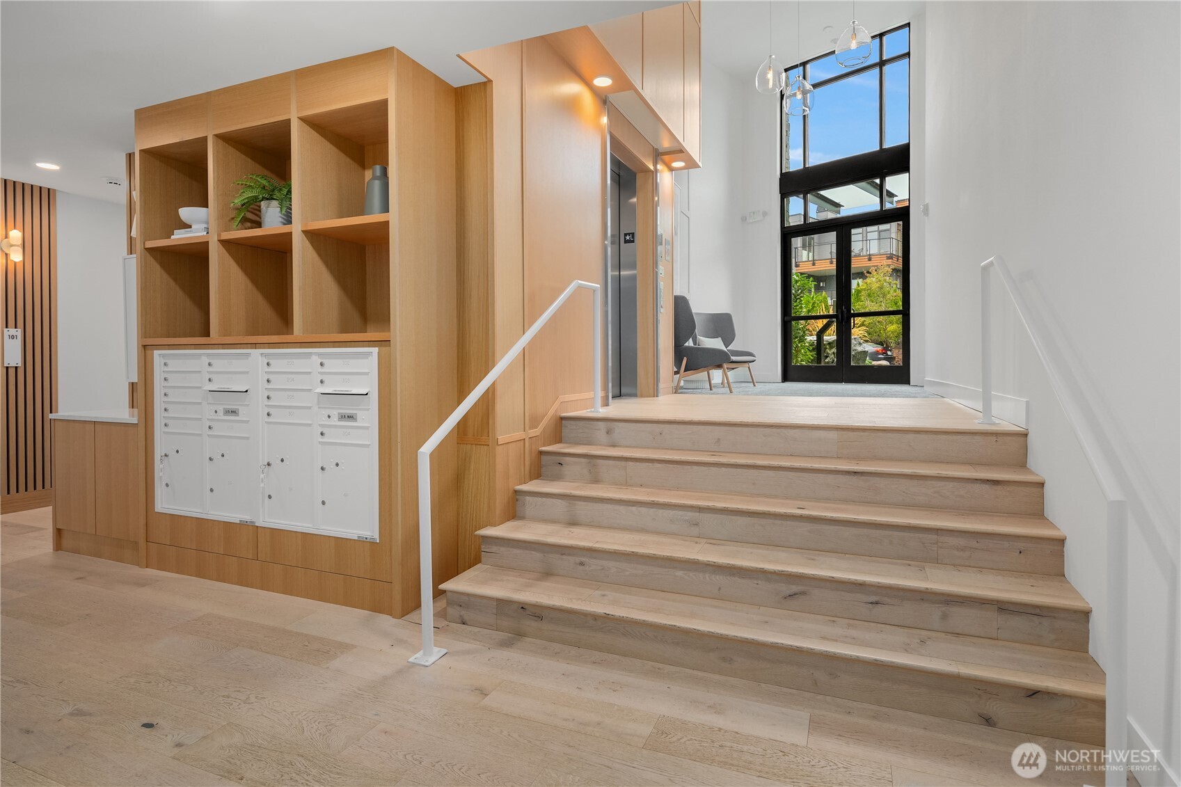 317 5th Avenue Unit: 103