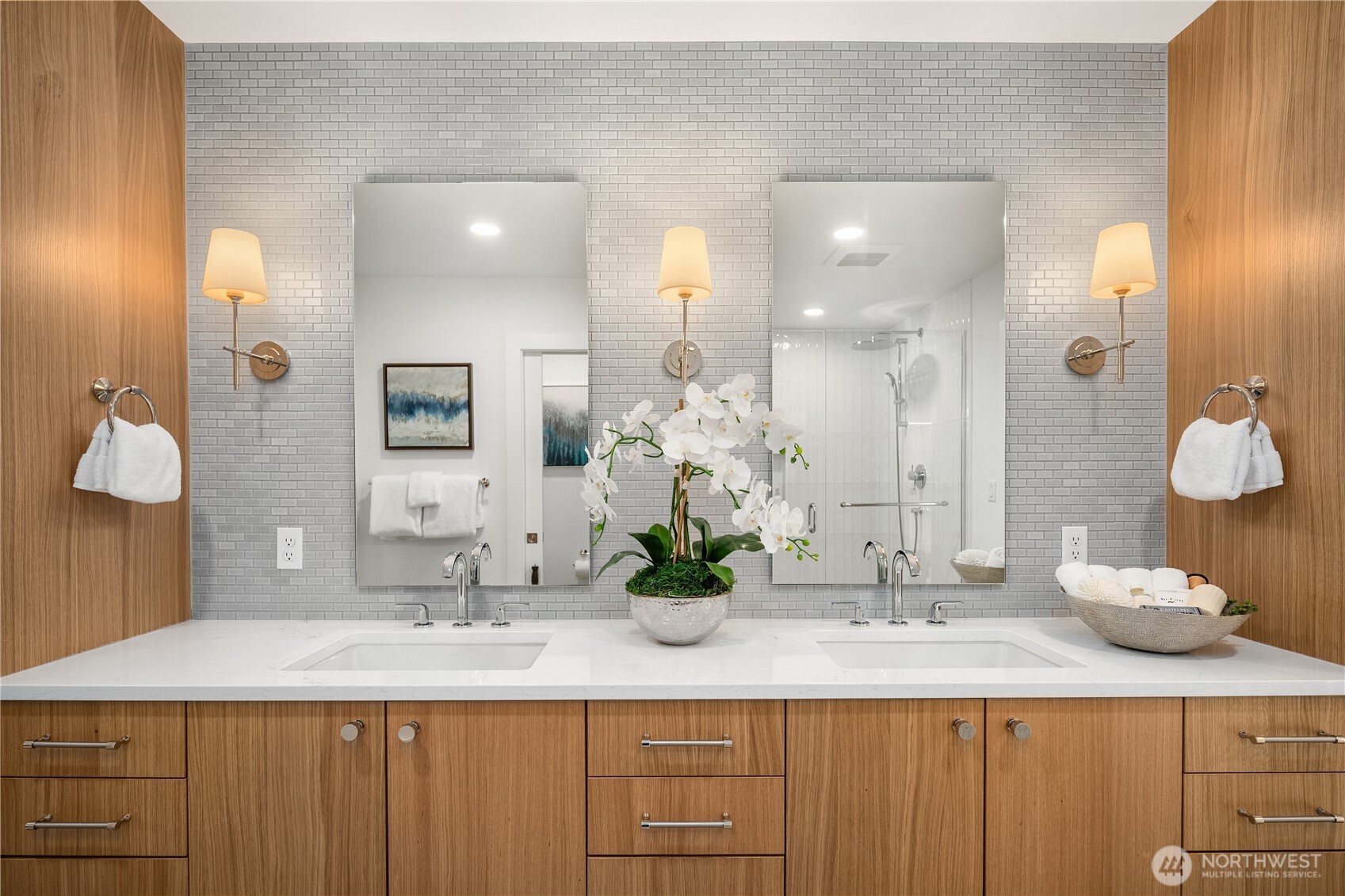 317 5th Avenue Unit: 103