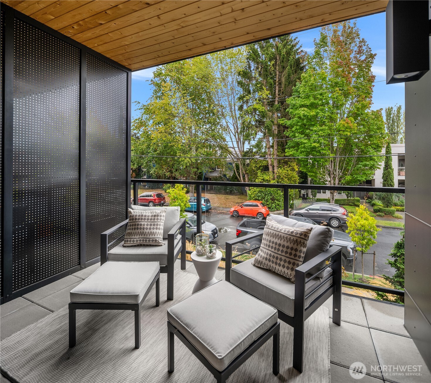 317 5th Avenue Unit: 103