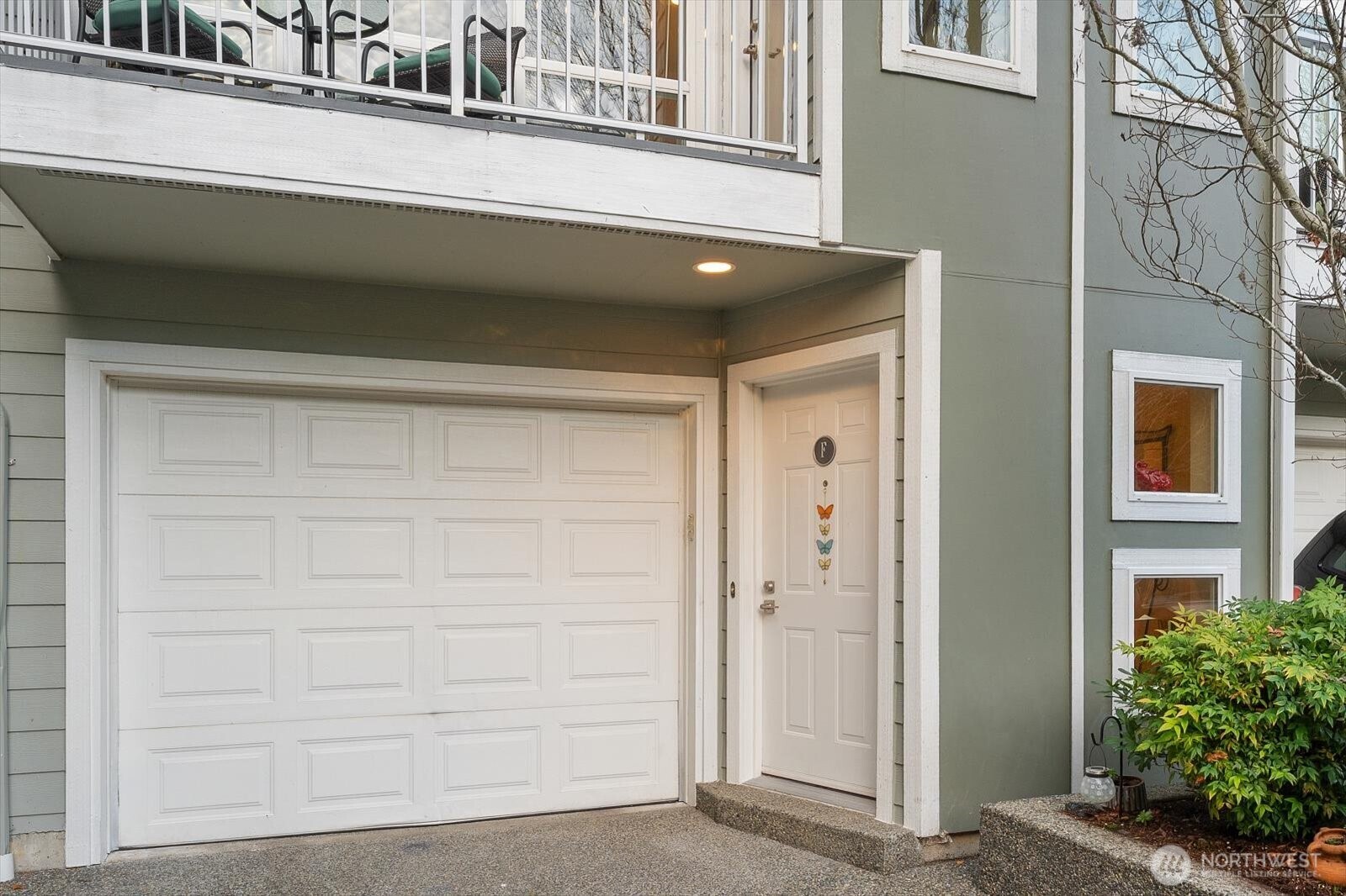 6816 NE 153rd Place Unit: F