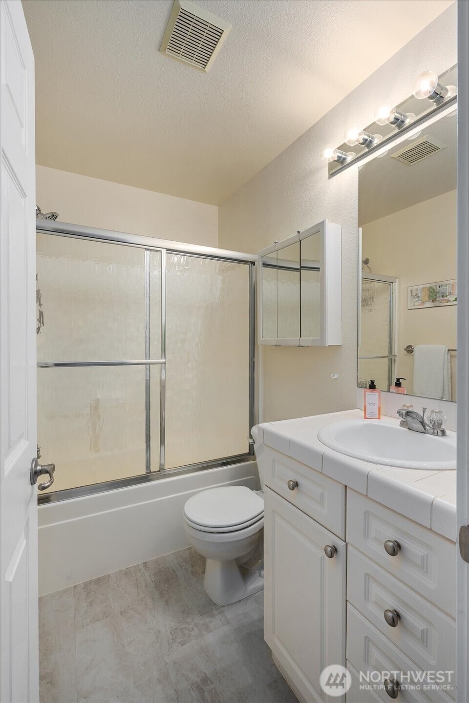 6816 NE 153rd Place Unit: F