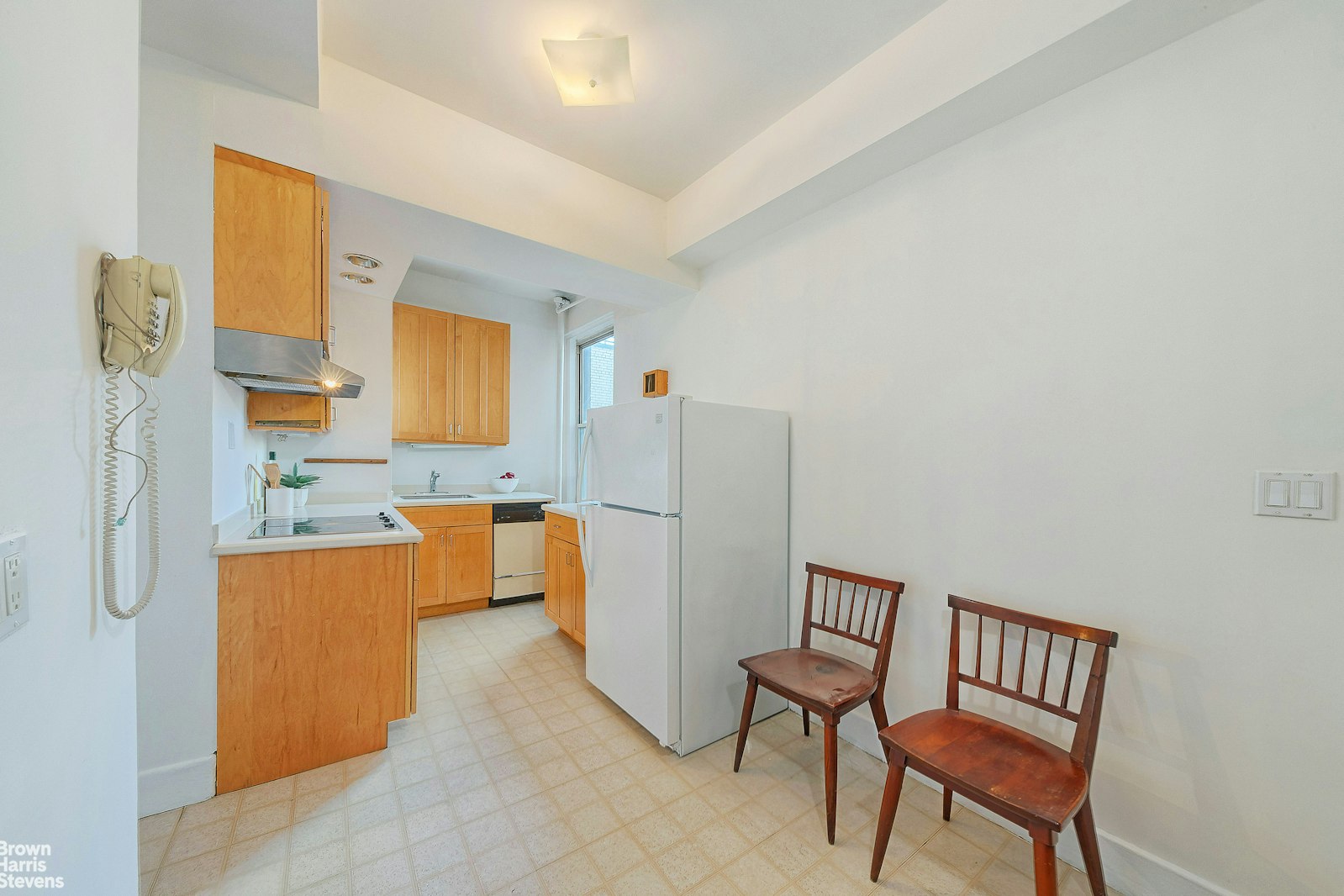 370 RIVERSIDE Drive 15C