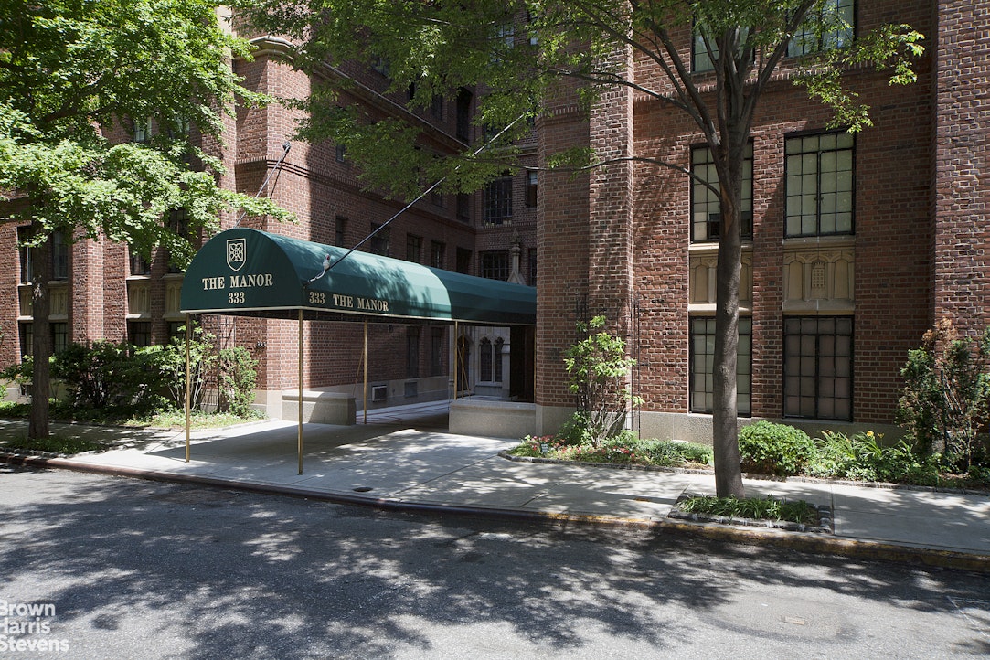 333 E 43RD Street 103