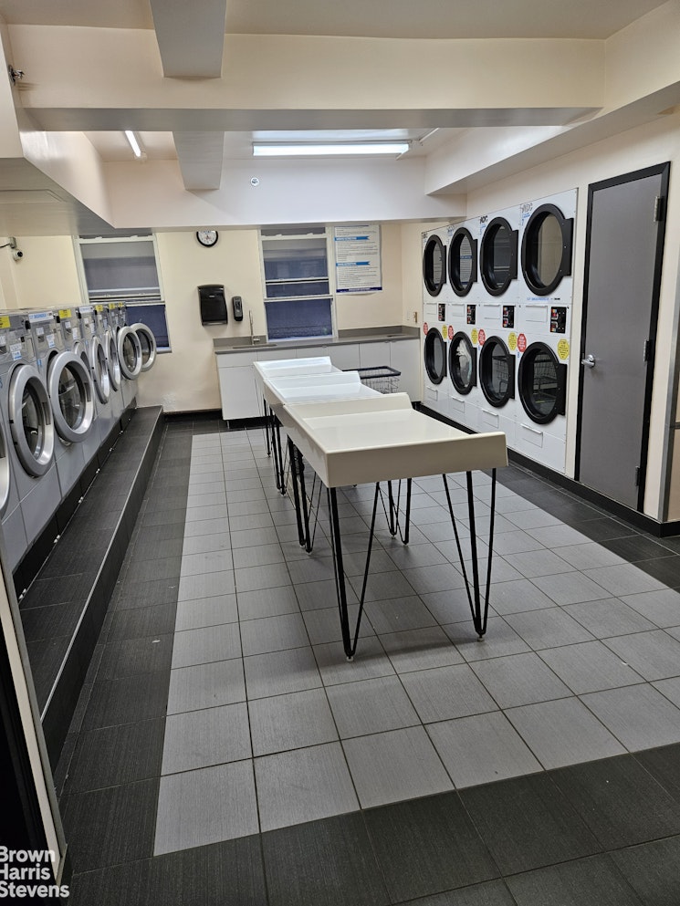 333 E 43RD Street 103