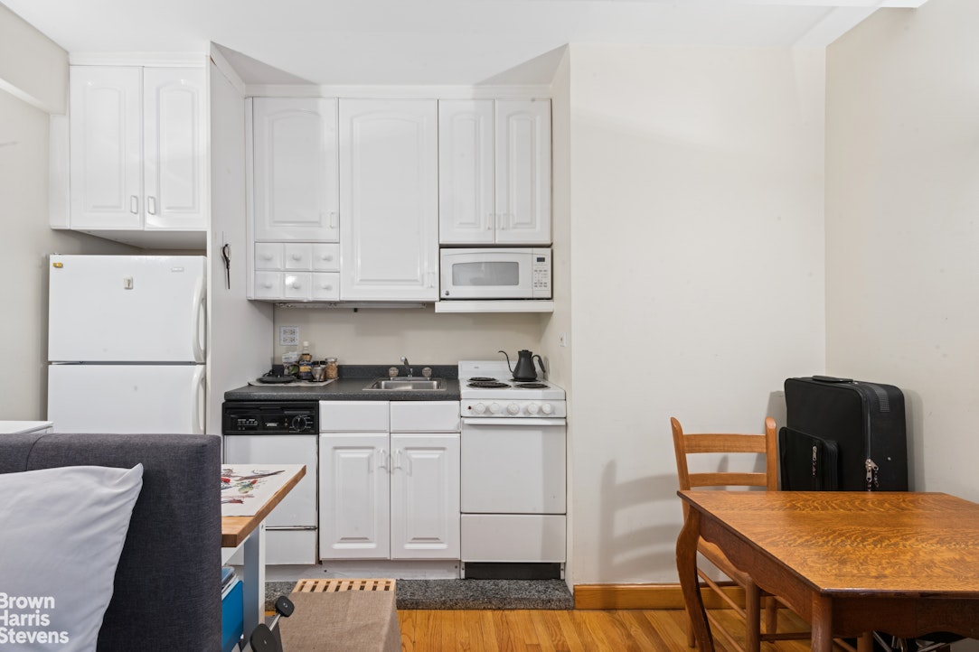 333 E 43RD Street 103