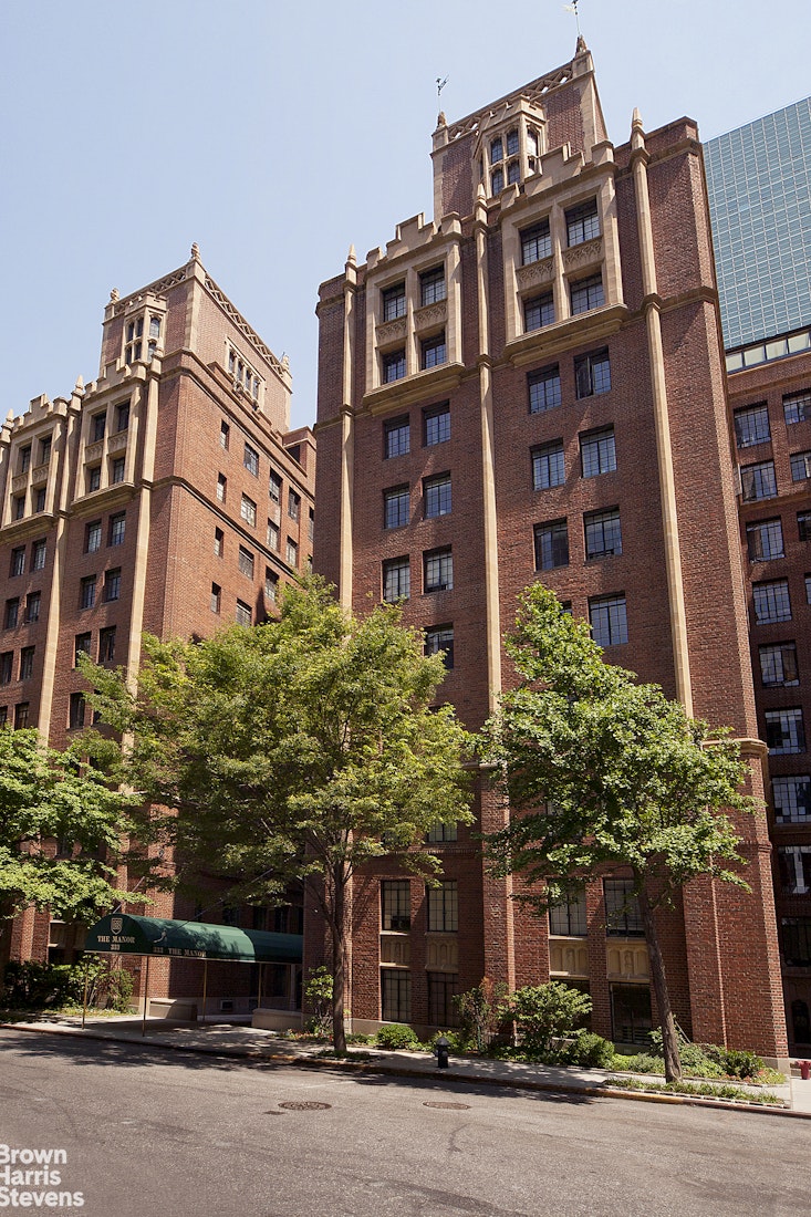 333 E 43RD Street 103