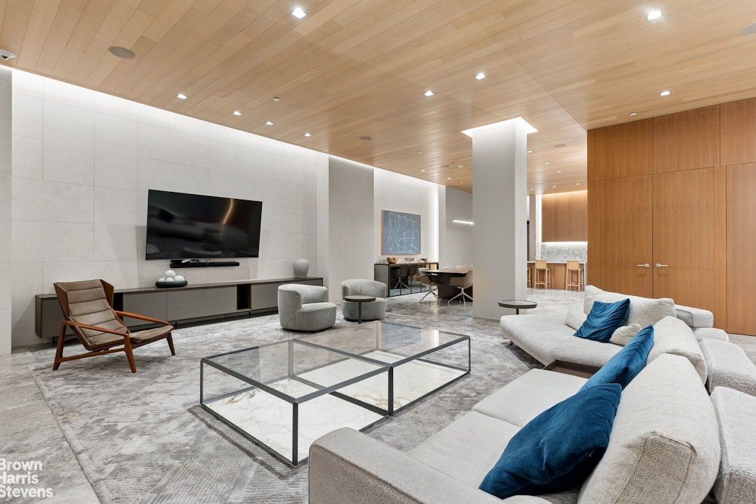 611 W 56TH Street 5B