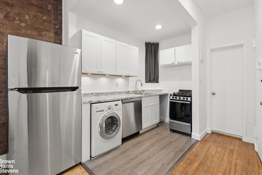 529 E 88TH Street 5B